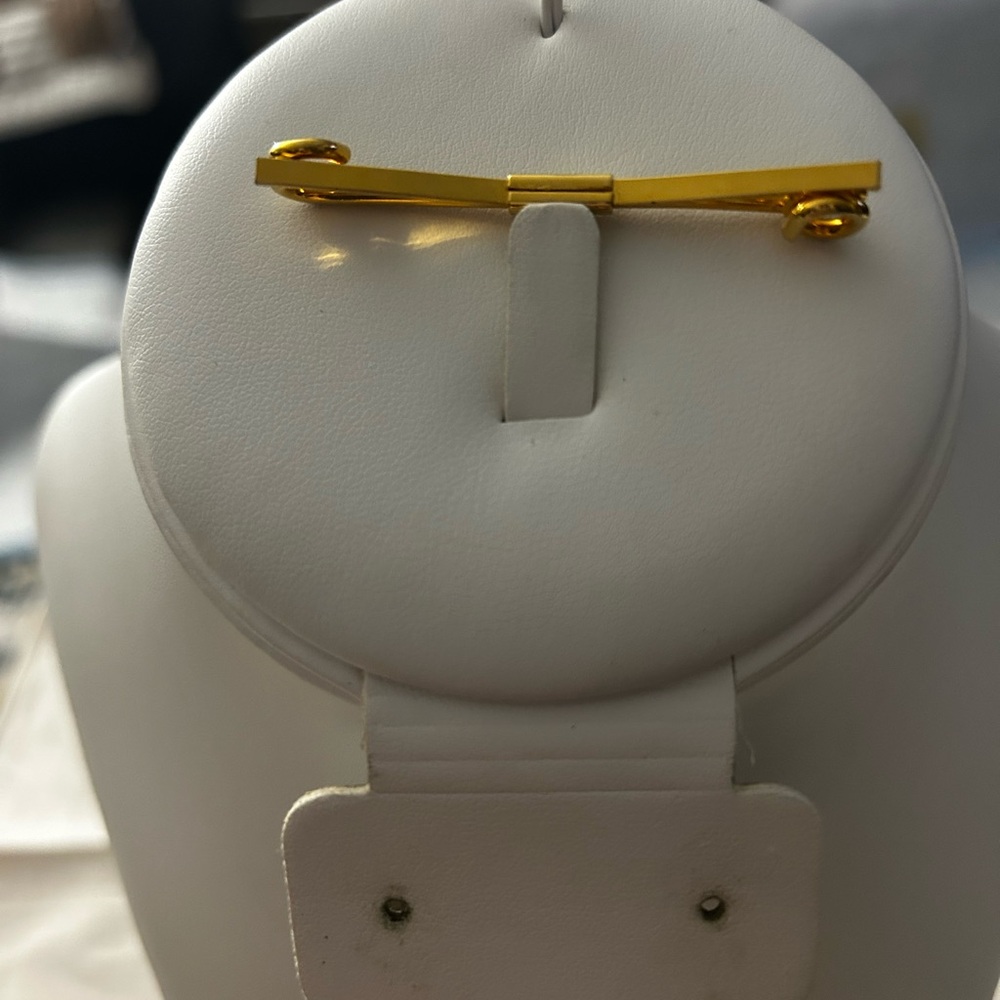 Vintage collar bar